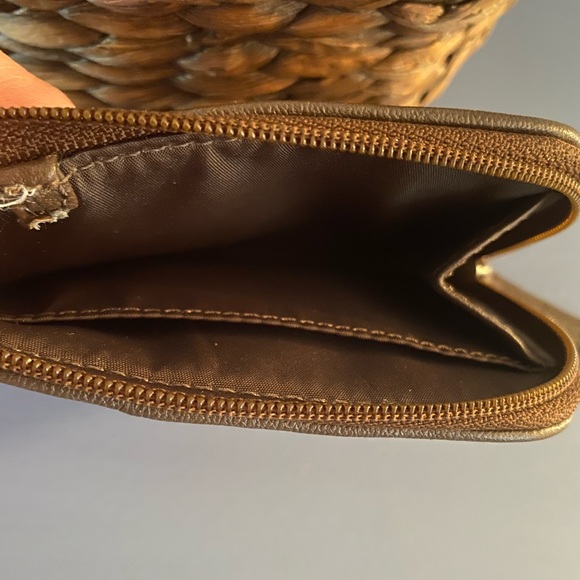 🌈Coach Horse & Carriage small card / coin case🌈 - Picture 3 of 3